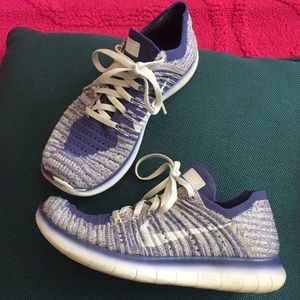 EUC Nike 2017 free run flyknit